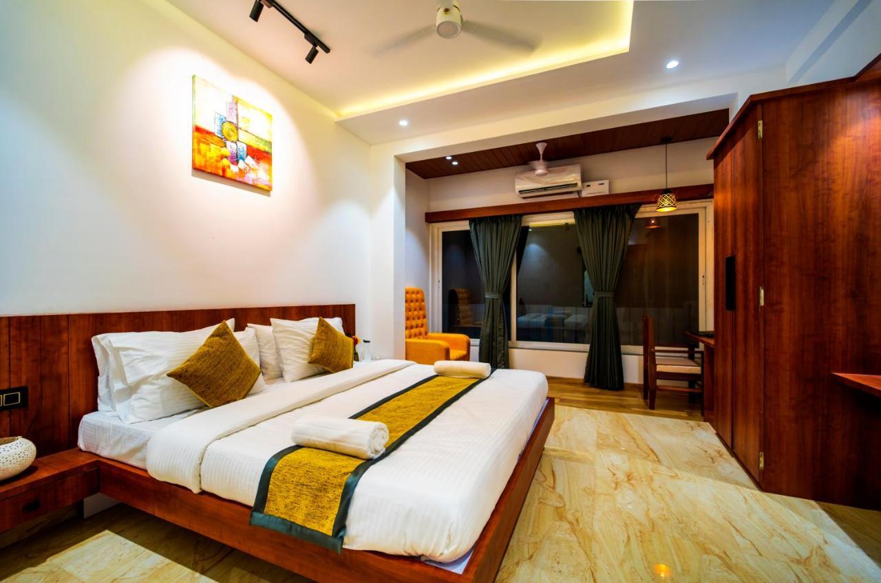Canvasand By Eease Hospitality Hotel Nāgaon Exterior foto